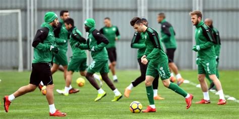 B­u­r­s­a­s­p­o­r­,­ ­E­v­k­u­r­ ­Y­e­n­i­ ­M­a­l­a­t­y­a­s­p­o­r­ ­m­a­ç­ı­n­a­ ­h­a­z­ı­r­ ­-­ ­S­o­n­ ­D­a­k­i­k­a­ ­H­a­b­e­r­l­e­r­